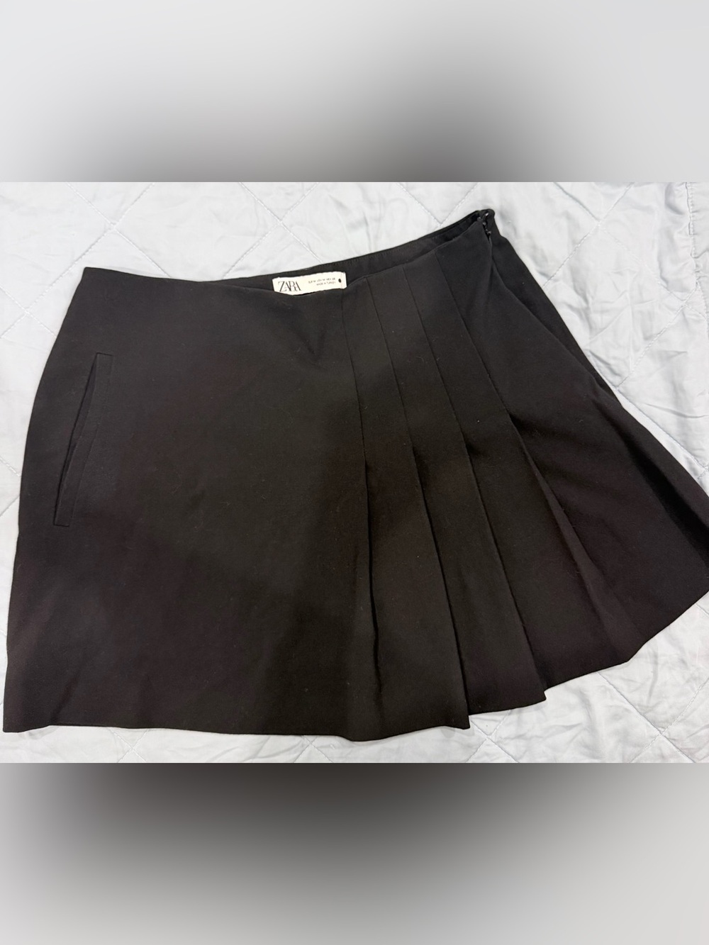 Zara Black A-Line Pleated Mini Skirt